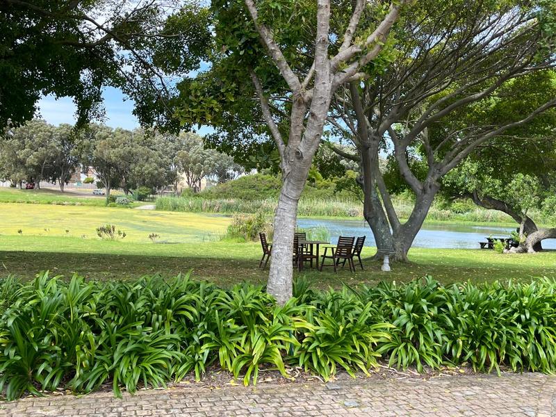 2 Bedroom Property for Sale in Elfindale Western Cape